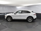 Certified 2024 Porsche Cayenne E-Hybrid image 3