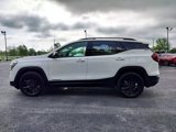 Used 2023 GMC Terrain SLT w/ Infotainment Package II image 5