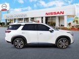New 2025 Nissan Pathfinder Platinum w/ Cargo Package image 5