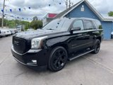 Used 2017 GMC Yukon Denali image 2