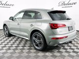 Used 2024 Audi Q5 e Prestige w/ Prestige Package image 4
