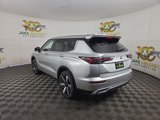 New 2025 Mitsubishi Outlander SE image 5