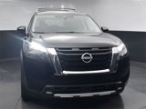 New 2025 Nissan Pathfinder Platinum image 2