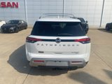 New 2025 Nissan Pathfinder Platinum image 5