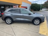Used 2022 Ford Escape SE w/ Convenience Package image 3