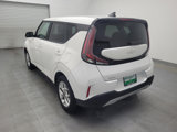 Used 2023 Kia Soul LX w/ LX Technology Package image 5