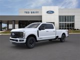 New 2025 Ford F350 4x4 Crew Cab Super Duty image 2
