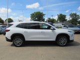 Used 2025 Buick Enclave Preferred image 5