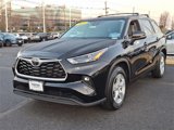 Certified 2023 Toyota Highlander LE image 4