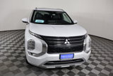 New 2025 Mitsubishi Outlander SEL image 3
