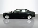 Used 2013 Chrysler 300 image 4