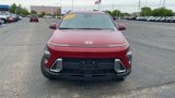 Used 2025 Hyundai Kona SEL image 3