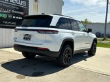 New 2025 Jeep Grand Cherokee Altitude image 6