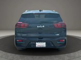 Used 2022 Kia Niro EX image 4
