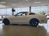 Used 2009 Ford Mustang GT image 2