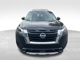 New 2025 Nissan Pathfinder Platinum image 2