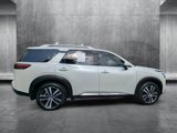 Used 2024 Nissan Pathfinder Platinum image 4