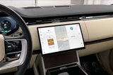 Used 2025 Land Rover Range Rover SE image 4