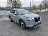 New 2025 Nissan Pathfinder Platinum image 3