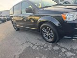 Used 2017 Dodge Grand Caravan SXT image 4