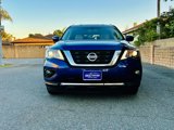 Used 2018 Nissan Pathfinder SV image 2