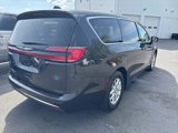 Certified 2023 Chrysler Pacifica Touring-L image 4