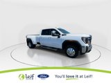 Used 2025 GMC Sierra 3500 SLT w/ SLT Premium Package image 2