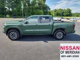 Used 2024 Nissan Frontier SL image 2