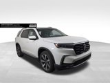 Used 2025 Honda Pilot Elite image 4