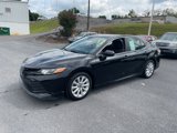 Used 2020 Toyota Camry LE image 4