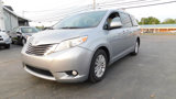 Used 2015 Toyota Sienna XLE Premium image 3