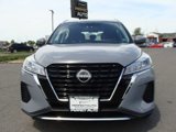 Used 2024 Nissan Kicks SV image 2