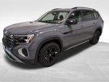 New 2025 Volkswagen Atlas Peak Edition SE image 3