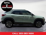 Used 2025 Chevrolet TrailBlazer LT image 2