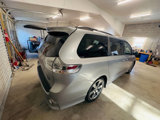 Used 2018 Toyota Sienna SE image 5