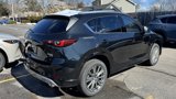 New 2025 MAZDA CX-5 Signature image 3