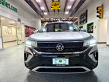 Used 2022 Volkswagen Taos SE image 3