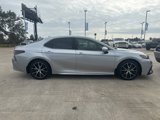 Used 2024 Toyota Camry SE image 2