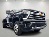 Used 2025 Chevrolet Silverado 3500 High Country w/ High Country Premium Package image 3