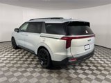 New 2025 Kia Carnival SX Prestige image 4