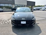 Used 2023 Hyundai Elantra SEL w/ Convenience Package image 2