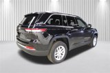 New 2025 Jeep Grand Cherokee Laredo w/ Luxury Tech Group I image 3