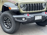 New 2025 Jeep Wrangler Unlimited Rubicon w/ XTREMEE 35" Tire Package image 3
