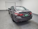 Used 2019 Toyota Camry SE image 5