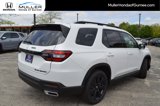 New 2025 Honda Pilot Black Edition image 4