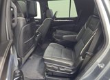 Used 2025 Cadillac Escalade Premium Luxury image 3