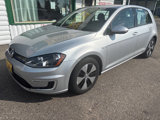 Used 2016 Volkswagen e-Golf SE w/ DC Fast Charging Package image 2