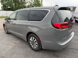 Used 2022 Chrysler Pacifica Touring-L image 5