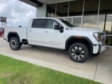 New 2025 GMC Sierra 2500 Denali image 2