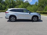Used 2022 Toyota Highlander XLE image 5